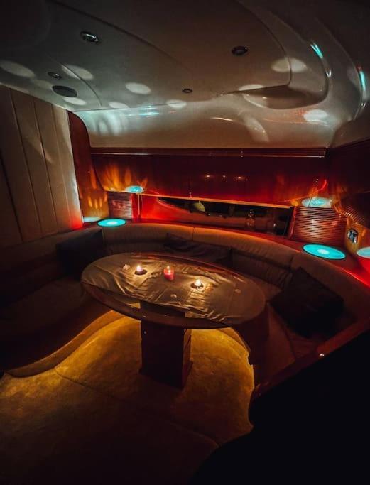 Hotel Experience Luxueuse Sur Un Yacht à Mauguio Extérieur photo